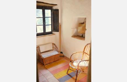 restored water mill with rockpools and waterfall - Foto 26