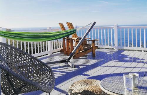 SeaView Sleeps 4to6 Pet friendly Parking - Photo 7