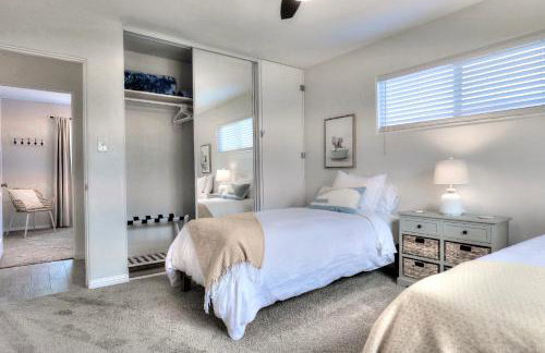 Beachside Bliss Spacious 3BR Retreat, Steps to Ocean - Foto 24