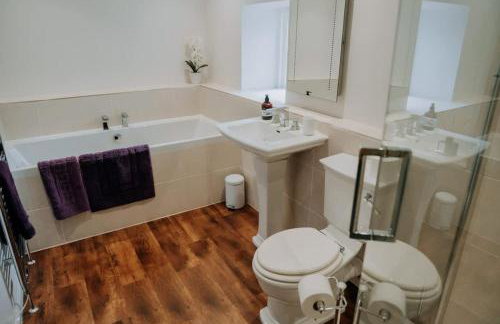 Charming St Davids Cottage with Cathedral Views - Foto 26