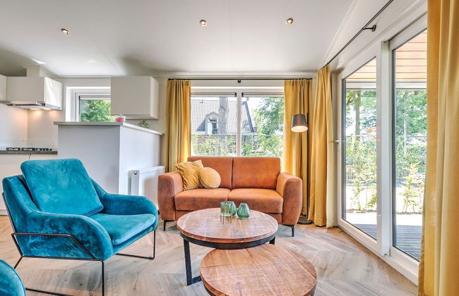 Lovely Holiday Home in Kaatsheuvel With Bubble Bath - Photo 24