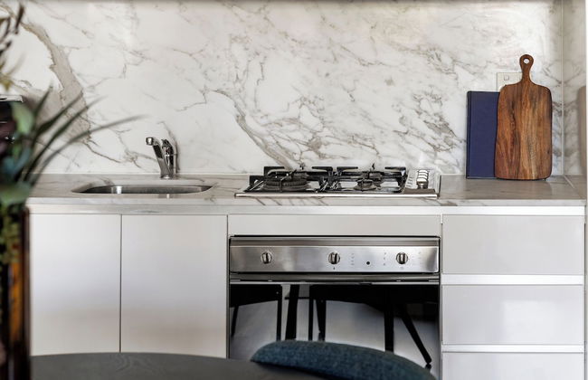 Crown Street Apartments by Urban Rest - Photo 20