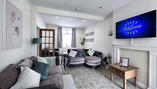 Chic Charming Classic 3bed w Ensuite - Pontypridd - Foto 3