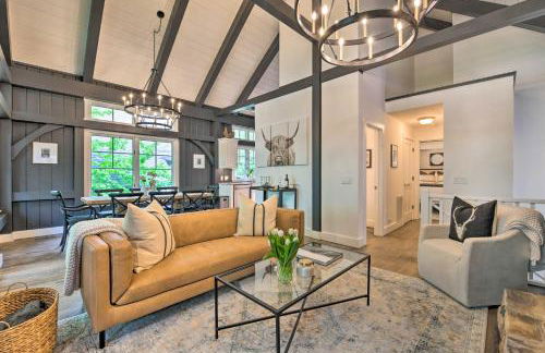 Trillium Home with Golf Course Views and Fireplaces! - Foto 7