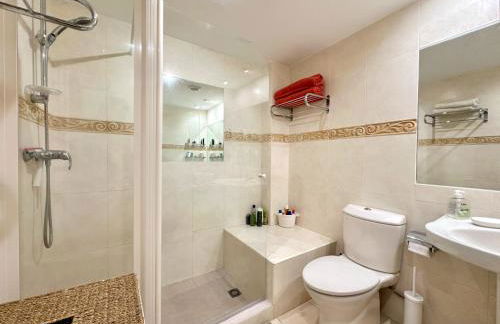 Modern 2 Bedroom Apartment in Marbella - Foto 18