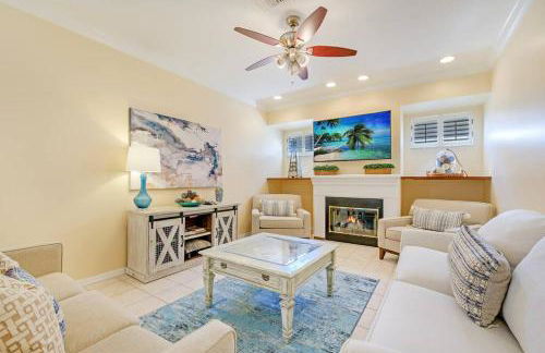 Paradise Escape Luxury Pool w/Game Room King Bed - Foto 3