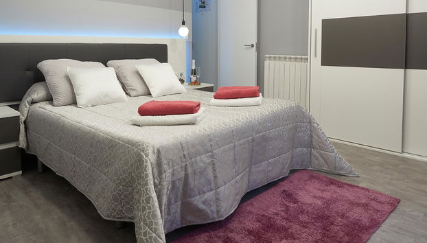 Entrevias Lodging - con Garaje y WIFI - Foto 2