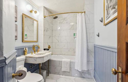 Meerkat Manor- 5 Min Drive to CLE Clinic - Foto 45