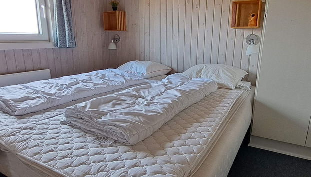 8 Person Holiday Home in Fano - Foto 4, Habitación