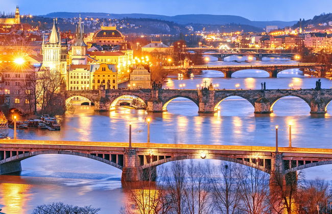 Tour nocturno por Praga - Foto 1