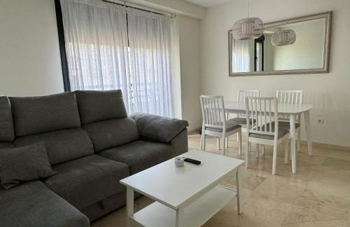 Dúplex céntrico con terraza y parking gratuito - Foto 14