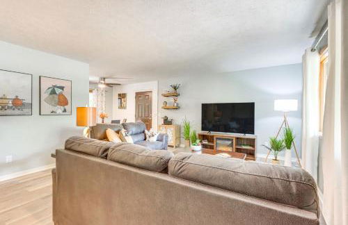 Hot Tub and Fire Pit Holiday Island Getaway! - Foto 2