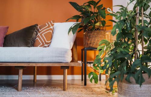 Kodu Lodge - spacious 2 storey coastal home with balcony, sea view, garden & BBQ - Foto 6