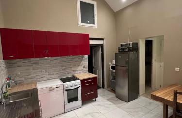 Venez respirer l'air de la Campagne a 70 km de de l'Océan, Villers sur Mers , Deauville ..... Maison de 100 m² ,sur une parcelle de 2000 m² 3 chambres toutes refaites , 2 salles d'eau , 2 toilettes , cuisine équipées . tous refait a neuf - Foto 12