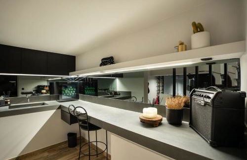 Sol Residence - Private Pool Gym Glyfada - Foto 47