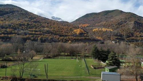 Apartament ampli de 3 habitacions i 2 banys a Esterri amb grans vistes Aiguestortes Pirineus - Foto 2