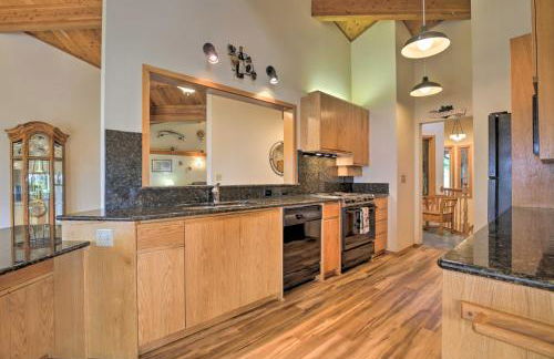 Walk to Ocean Home with Hot Tub in South Beach! - Foto 11