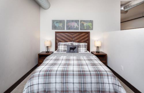 BEST Location, Large & Modern, Glacier Avails! - Foto 11