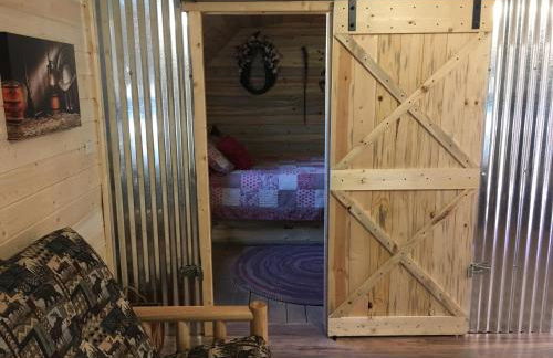 Canyonlands Barn Cabin with Loft, Full Kitchen, Dining Area for Large Groups - Photo 53