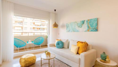 Charming apartment on the beach - Pool and parking - Photo 5