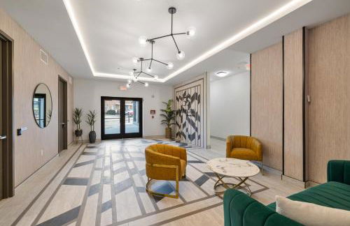 2BR, King Bd, Free Prkn, Gym, NYC View, 8min Train - Foto 77