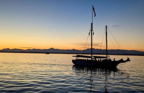 Vibrant 2bed Condo - Stroll to SEA Space Needle - Foto 5