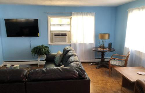 Beach Front on the Bay in our Rustic, Pet Friendly Cottage home - Photo 35