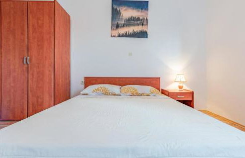 1 Bedroom Gorgeous Apartment In Kustici - Foto 16