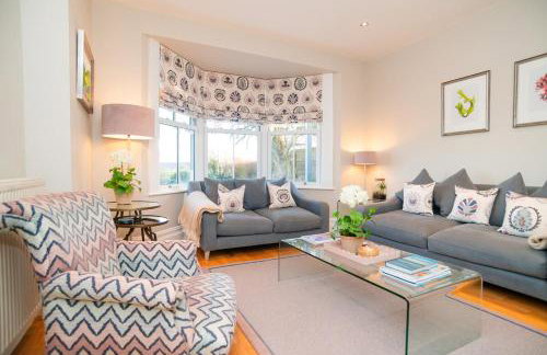 Ultimate Coastal Luxury - 5 Bed, Spacious, Parking, Hot Tub - Foto 2