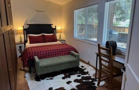 Spacious Tahoe Hot Tub and Beach - Photo 13