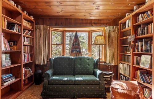 Lakeside Getaway - Lake Access & Firepit - Photo 31