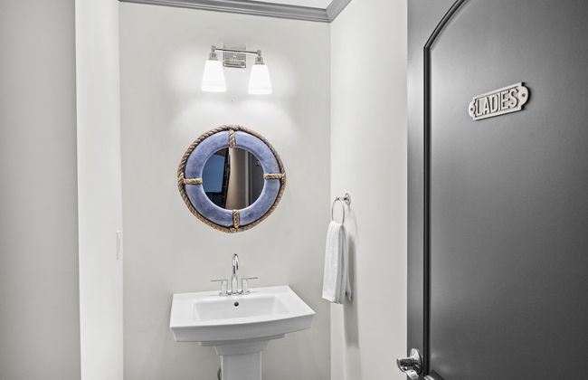 Make a Big Splash in 7BR Lake Norman Home! - Foto 43