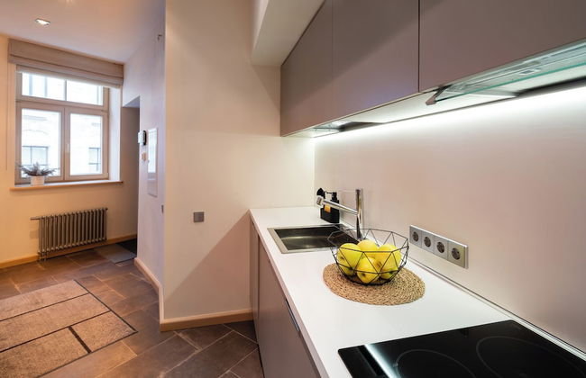 Audeju Two Bedroom With Two Bathrooms - Photo 13