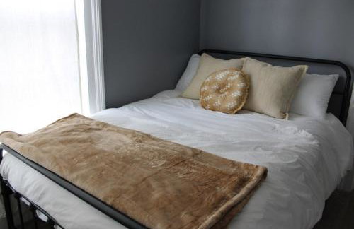 Riverside Escape with Water Access in Auburn - Foto 13