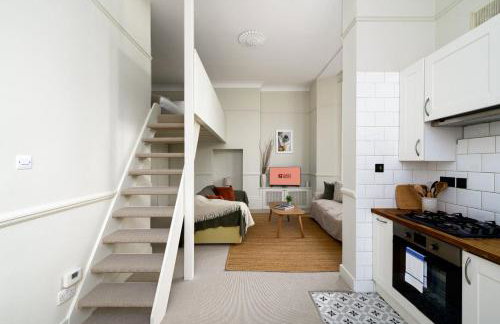 GuestReady - Charming Loft Apartment in Chiswick - Foto 5