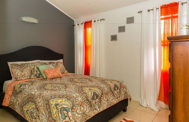 The Beach House II Bedroom with - Foto 8