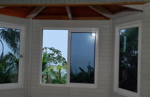 Casa 2, 3 ou 4 pessoas vista incrível com piscina centro Bombinhas carro 4x4 ou potente - Foto 17