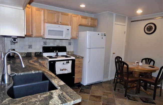 Three House 2 Bed 2 Bath THWC - Foto 9