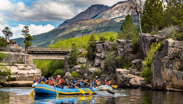 Navegando pelo rio Corcovado