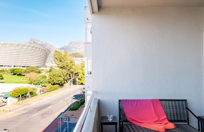 Cape Towns Charming Seaside Avaya Apartment - Photo 18