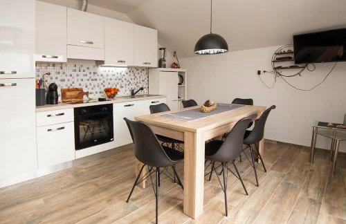 Kaprije apartmani Tina i Ena - Foto 43