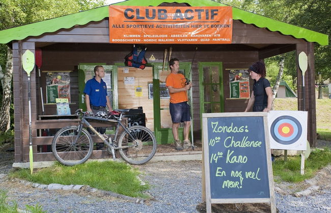 Cozy Chalet With Scenic - Photo 24