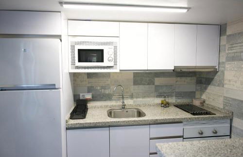 Apartamentos turísticos ilusiones - Photo 3