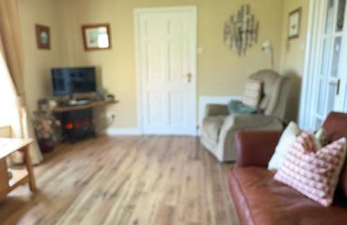 Moneydarragh Cottage with uninterrupted mountain and sea views- Hot tub available for hire at extra cost - Photo 2