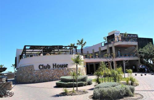 Townhouse overlooking the pool - Foto 40