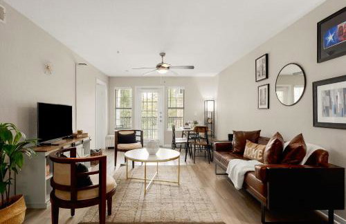 ATX Retreat Close to UT, DT & Lady Bird Lake - Photo 30