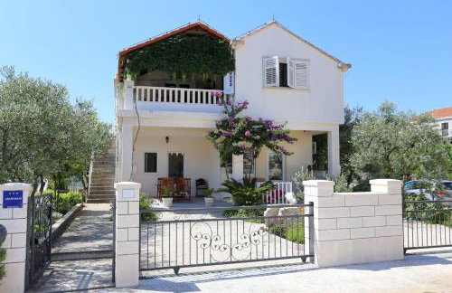 Apartments by the sea Ston, Peljesac - 10226 - Foto 1