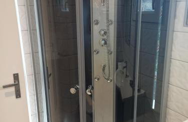 Maisonnette indépendante 4 personnes jardin terrasse - Foto 12