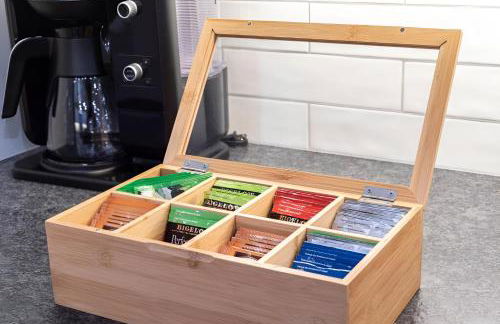 Renovated & Sophisticated Home Near Beach & Shops! - Photo 66