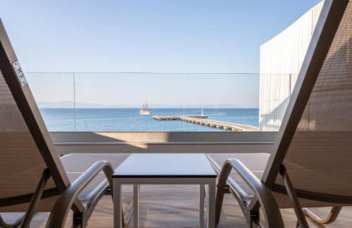 SoleLuna 2-On the Beach-Hot Tub-Smart Home - Photo 14